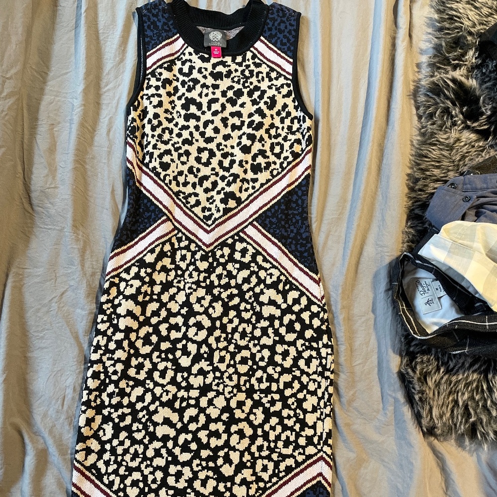 Leopard pattern knit sleeveless dress